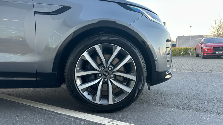 Land Rover Discovery 3.0 D350 Dynamic SE 5dr Auto Diesel Station Wagon